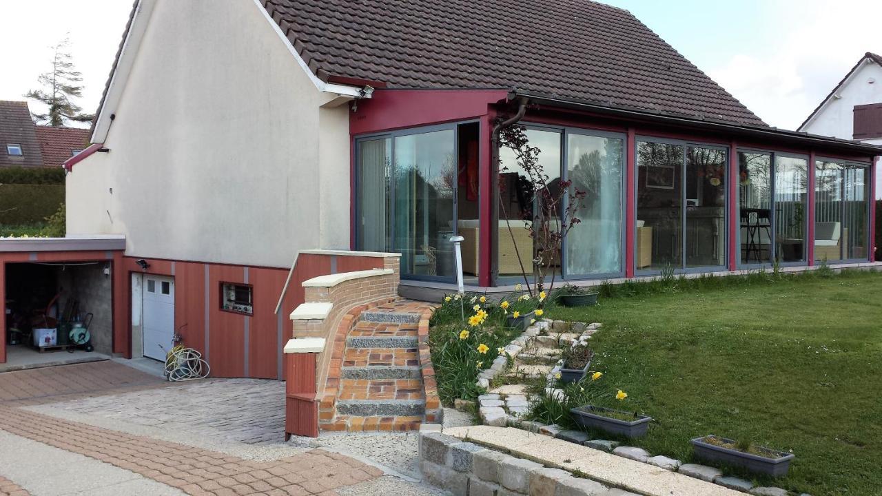 Chambre Privee Avec Salon, Garage Voiture, Velos, Motos Tourville-sur-Arques Bagian luar foto