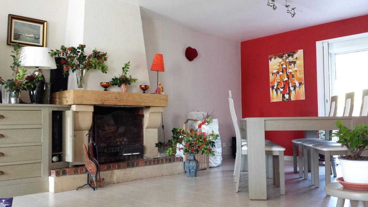 Chambre Privee Avec Salon, Garage Voiture, Velos, Motos Tourville-sur-Arques Bagian luar foto