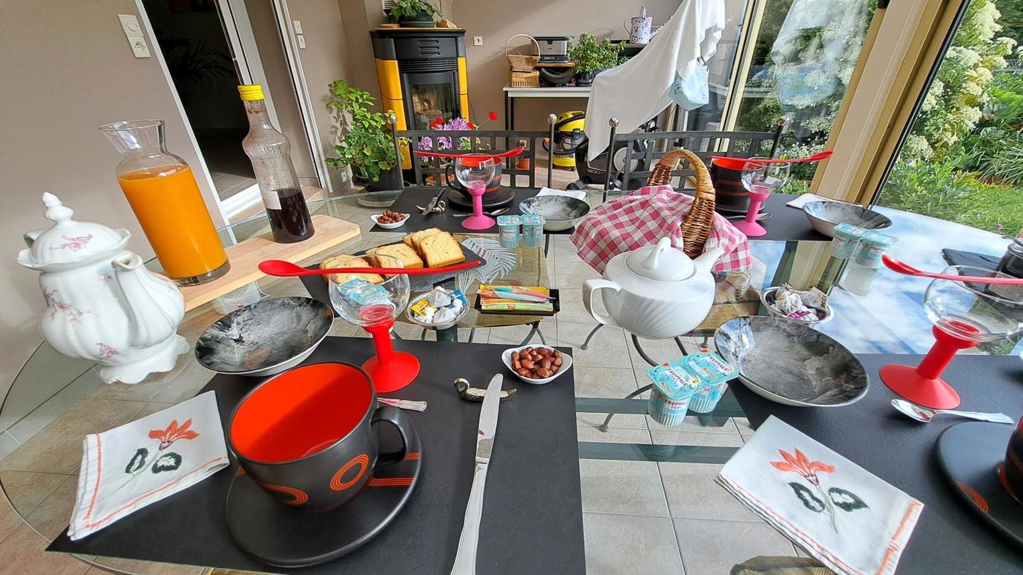 Chambre Privee Avec Salon, Garage Voiture, Velos, Motos Tourville-sur-Arques Bagian luar foto